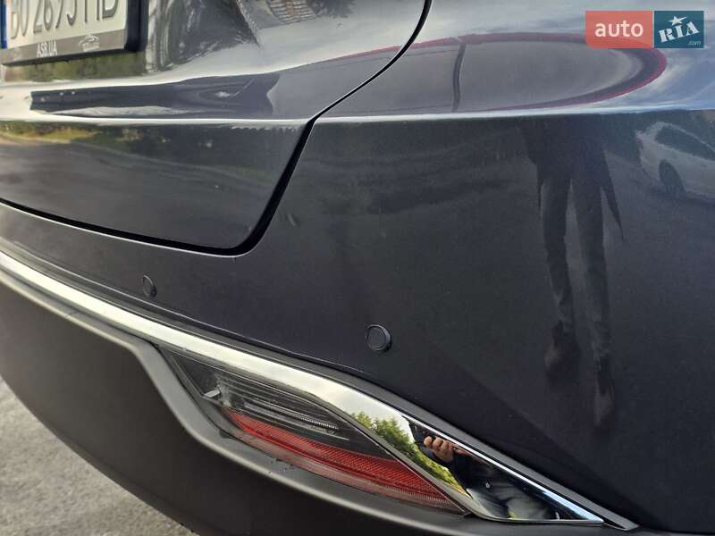 Позашляховик / Кросовер Toyota Venza 2020 в Тернополі