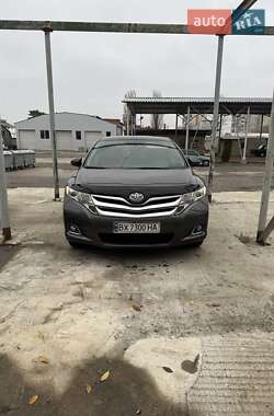 Позашляховик / Кросовер Toyota Venza 2014 в Хмельницькому