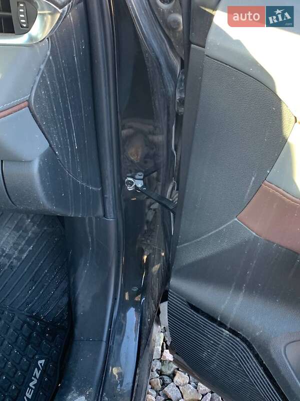 Внедорожник / Кроссовер Toyota Venza 2023 в Львове фото 9 Внедорожник / Кроссовер Toyota Venza 2023 в Львове