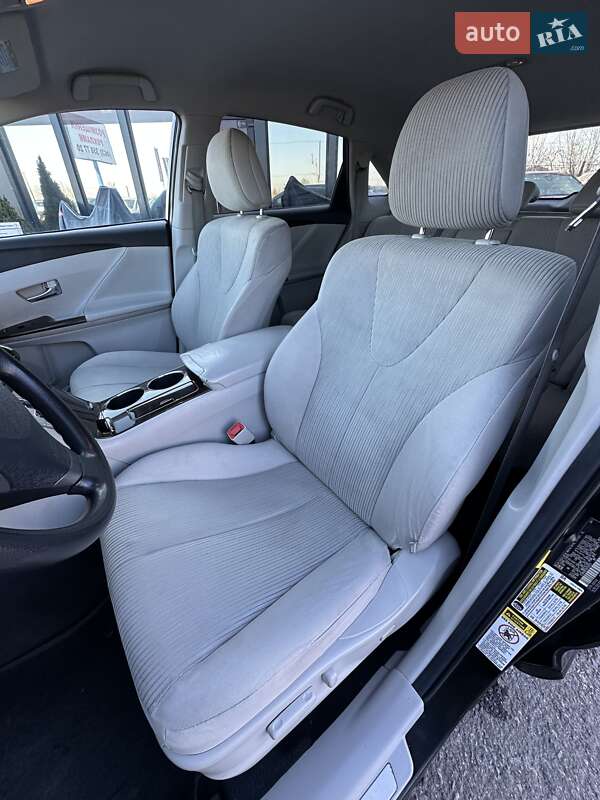 Внедорожник / Кроссовер Toyota Venza 2011 в Белогородке