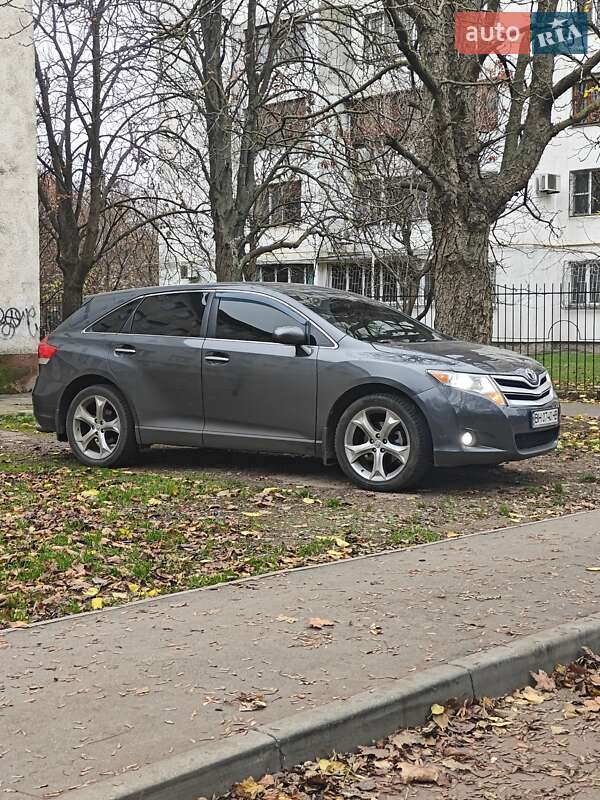 Внедорожник / Кроссовер Toyota Venza 2010 в Одессе