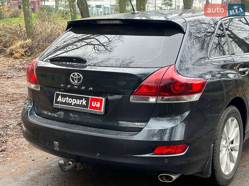 Внедорожник / Кроссовер Toyota Venza 2013 в Киеве