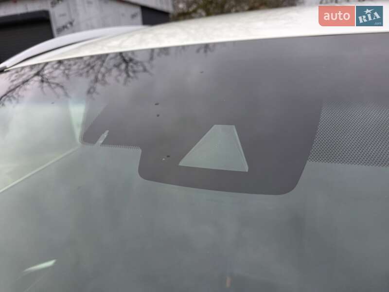 Внедорожник / Кроссовер Toyota Venza 2021 в Одессе