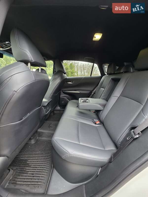 Внедорожник / Кроссовер Toyota Venza 2021 в Одессе