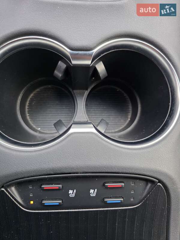 Внедорожник / Кроссовер Toyota Venza 2021 в Одессе