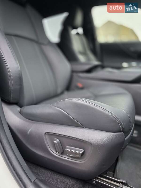 Внедорожник / Кроссовер Toyota Venza 2021 в Одессе