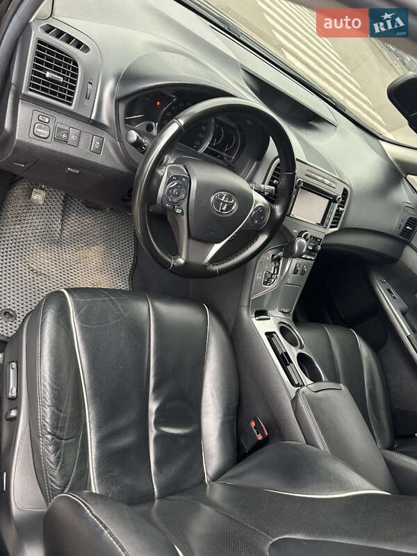 Внедорожник / Кроссовер Toyota Venza 2014 в Днепре фото 3 Внедорожник / Кроссовер Toyota Venza 2014 в Днепре