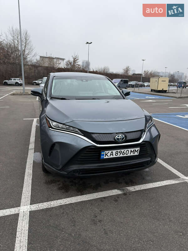 Позашляховик / Кросовер Toyota Venza 2021 в Києві