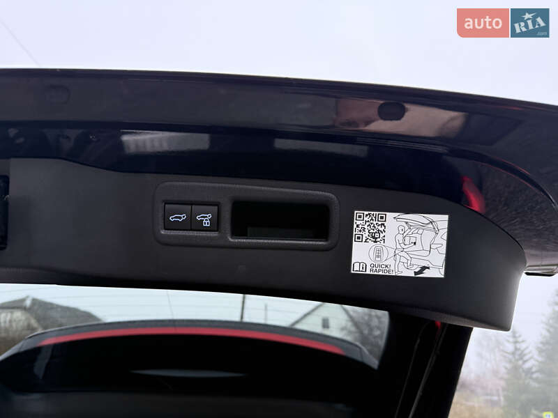 Позашляховик / Кросовер Toyota Venza 2022 в Фастові