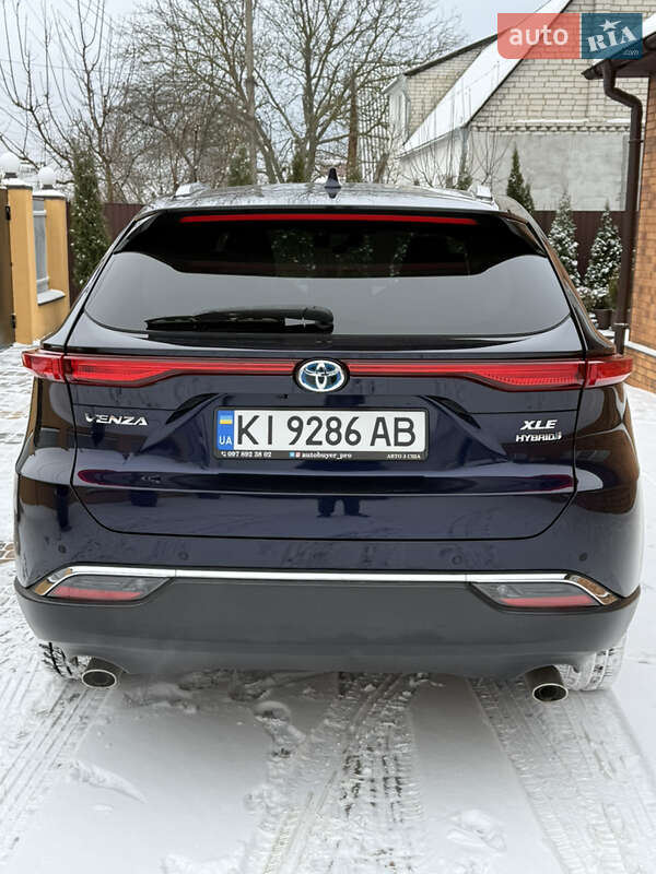 Позашляховик / Кросовер Toyota Venza 2021 в Фастові