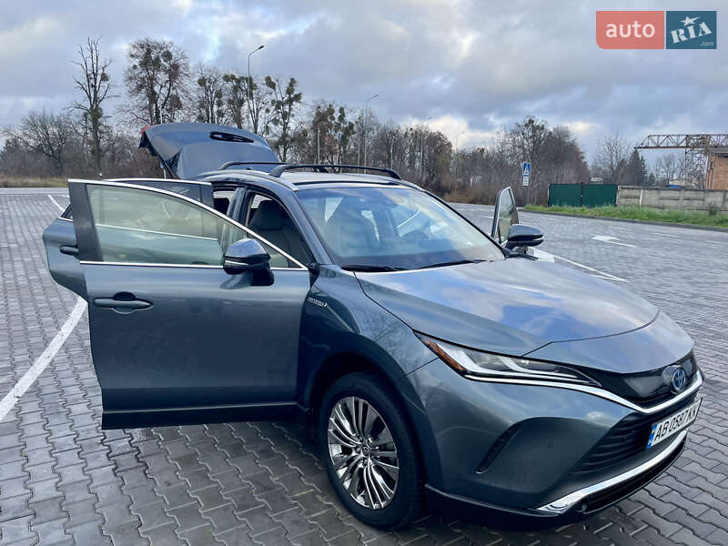 Позашляховик / Кросовер Toyota Venza 2021 в Тульчині