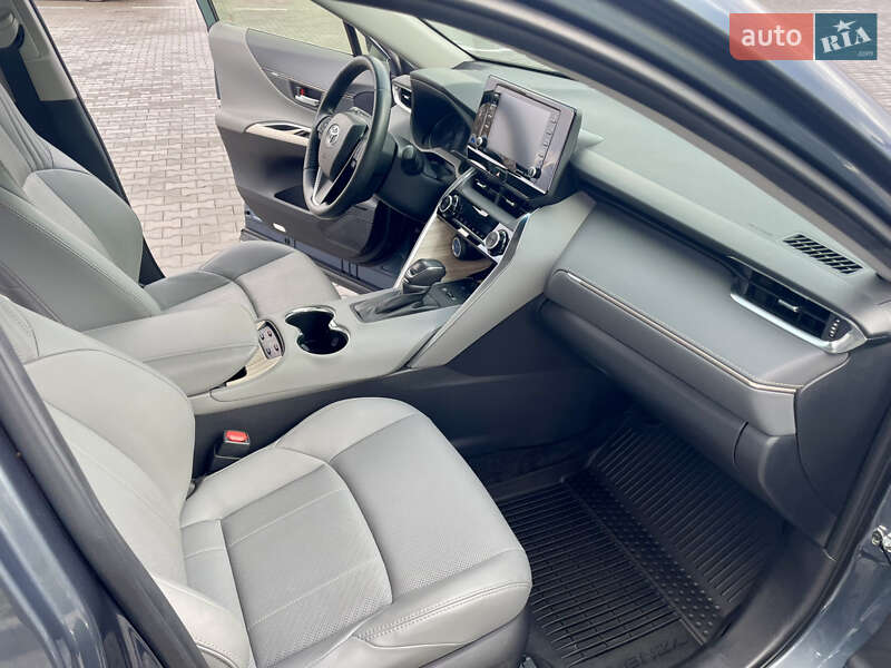 Позашляховик / Кросовер Toyota Venza 2021 в Тульчині