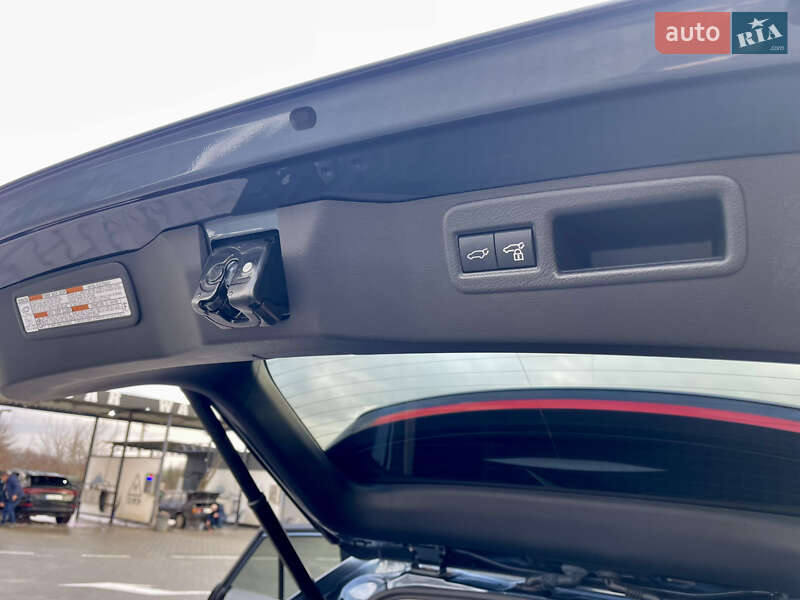 Позашляховик / Кросовер Toyota Venza 2021 в Тульчині