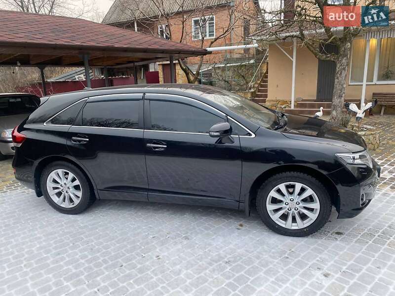 Позашляховик / Кросовер Toyota Venza 2013 в Вінниці