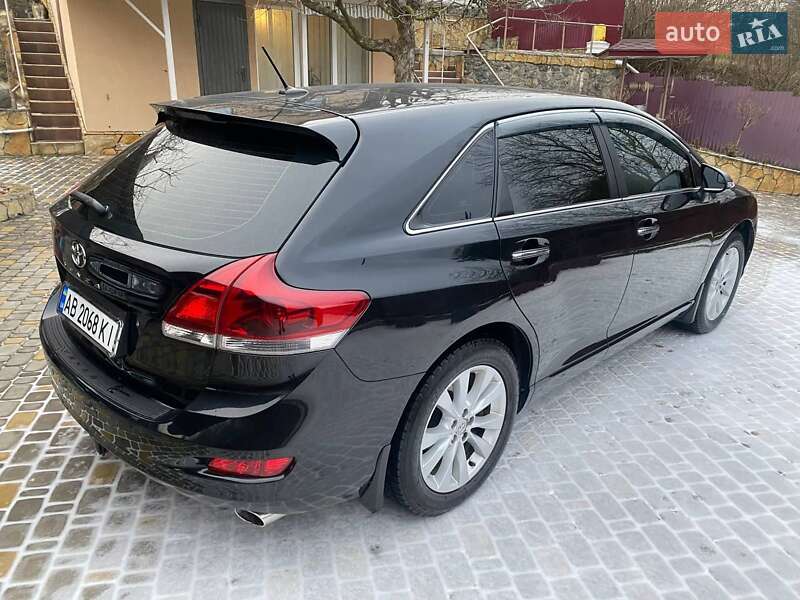 Позашляховик / Кросовер Toyota Venza 2013 в Вінниці