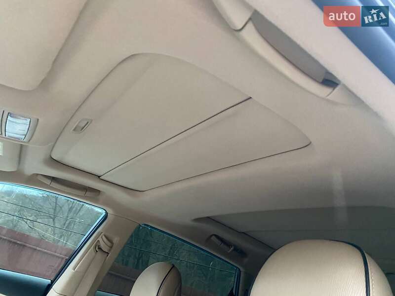 Позашляховик / Кросовер Toyota Venza 2013 в Вінниці