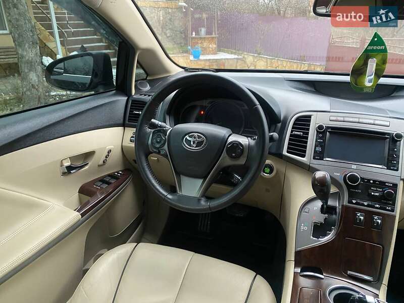 Позашляховик / Кросовер Toyota Venza 2013 в Вінниці