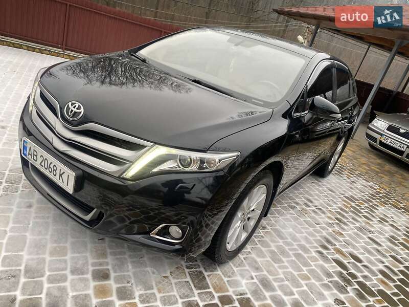 Позашляховик / Кросовер Toyota Venza 2013 в Вінниці
