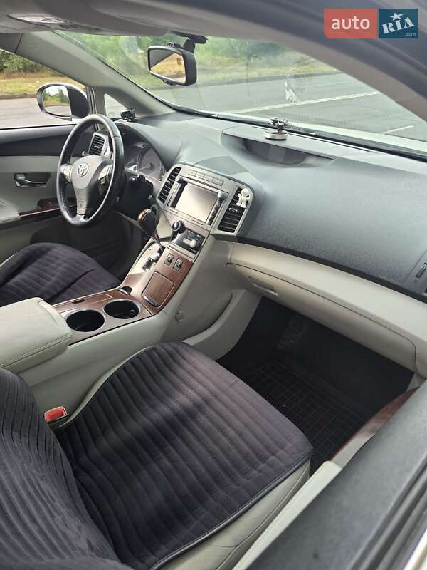 Внедорожник / Кроссовер Toyota Venza 2011 в Кривом Роге фото 6 Внедорожник / Кроссовер Toyota Venza 2011 в Кривом Роге