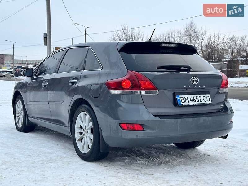 Внедорожник / Кроссовер Toyota Venza 2013 в Сумах
