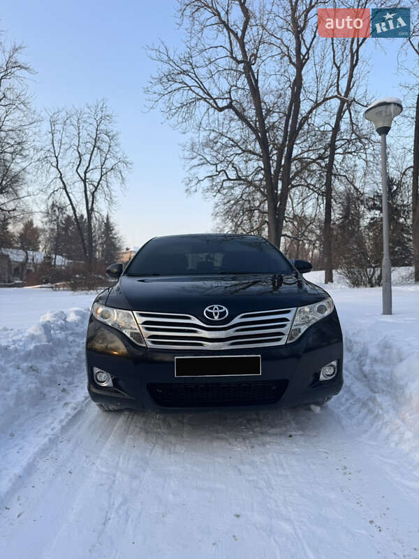 Внедорожник / Кроссовер Toyota Venza 2010 в Житомире