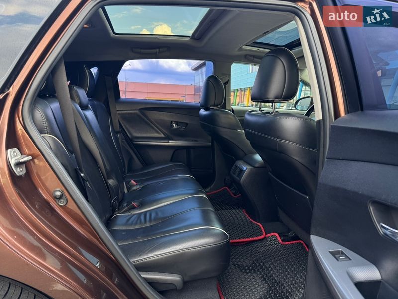 Внедорожник / Кроссовер Toyota Venza 2013 в Киеве фото 16 Внедорожник / Кроссовер Toyota Venza 2013 в Киеве