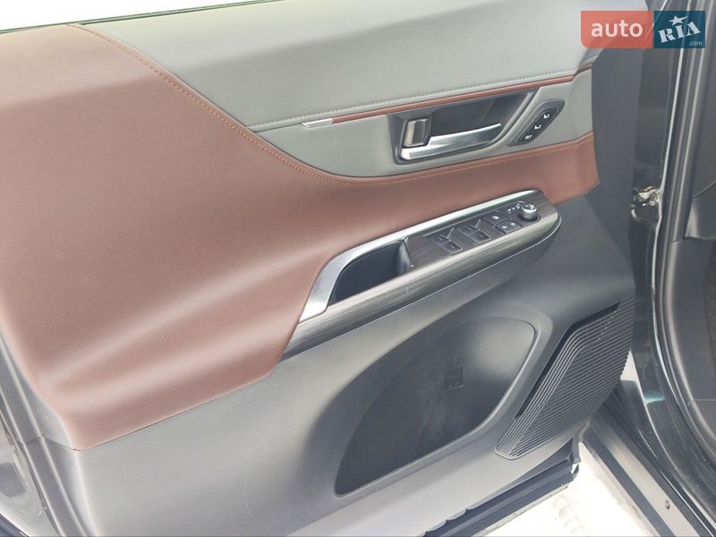 Внедорожник / Кроссовер Toyota Venza 2021 в Киеве фото 11 Внедорожник / Кроссовер Toyota Venza 2021 в Киеве