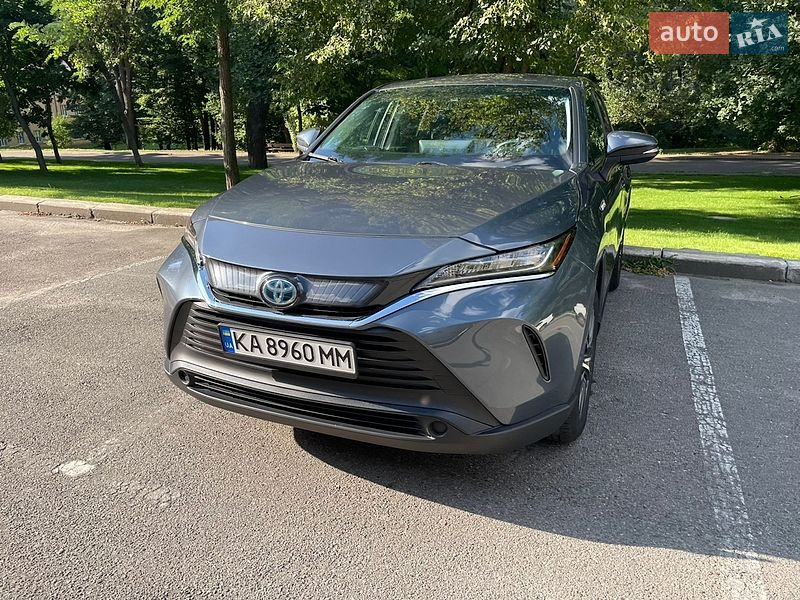Внедорожник / Кроссовер Toyota Venza 2021 в Киеве
