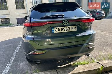 Внедорожник / Кроссовер Toyota Venza 2021 в Киеве