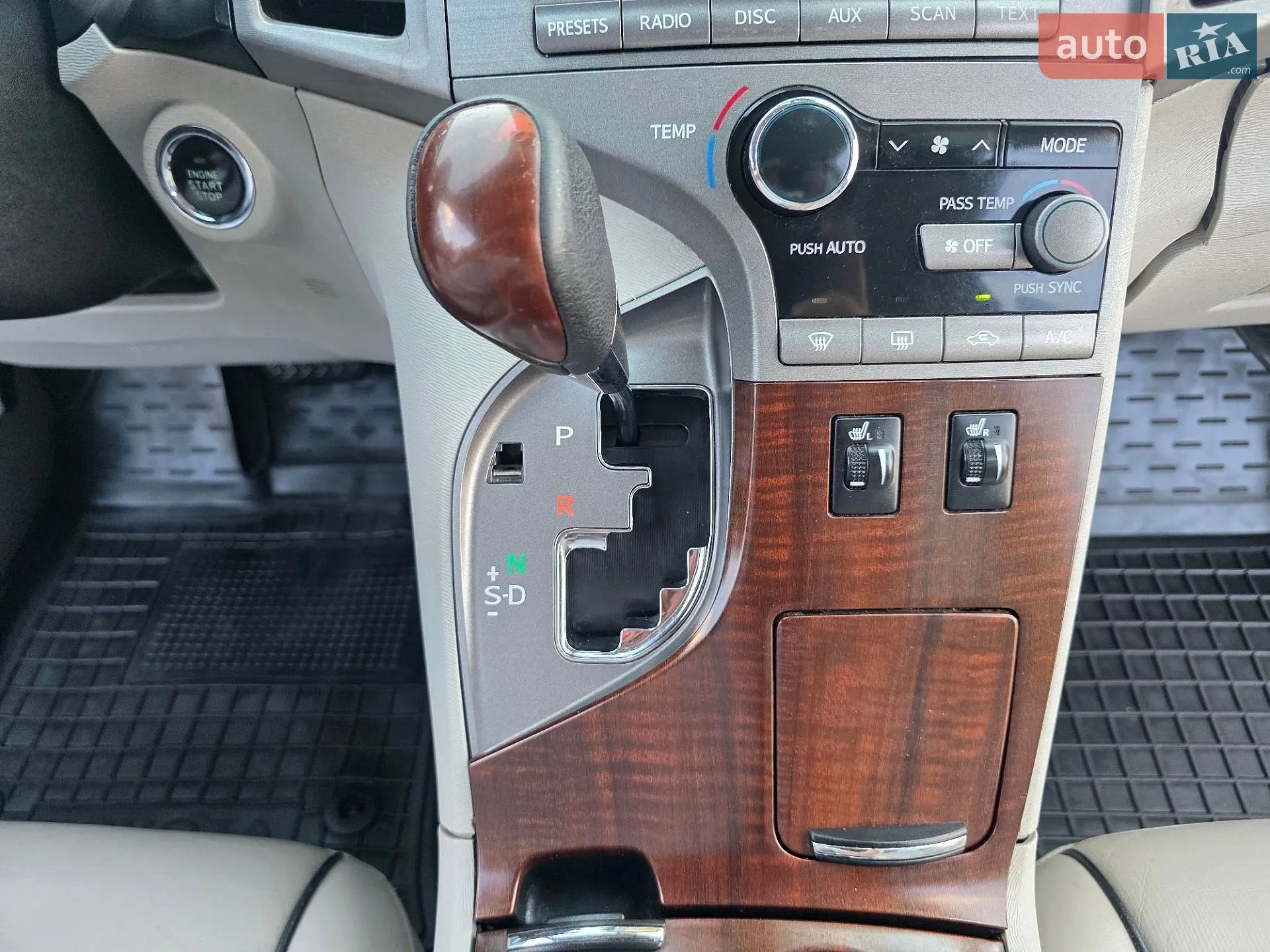 2013 Toyota Venza - мініатюра 32