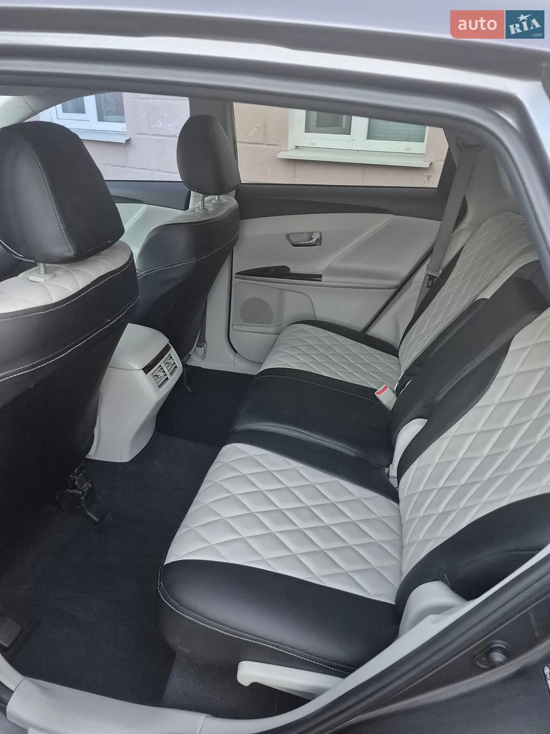 2011 Toyota Venza - мініатюра 21
