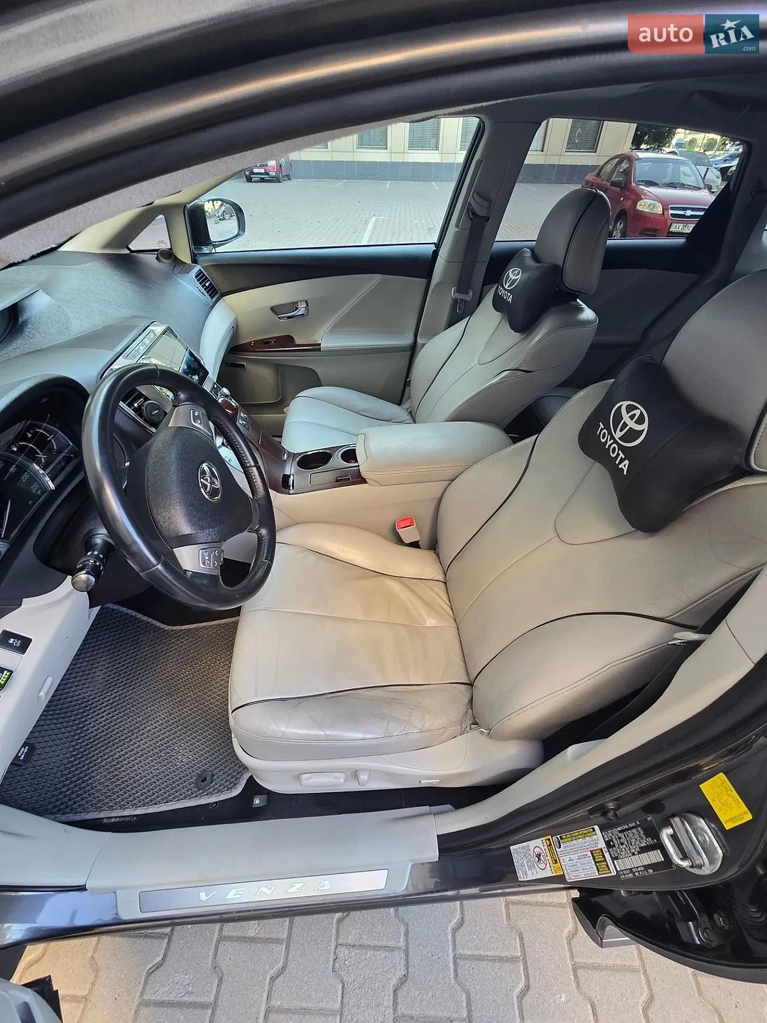 2010 Toyota Venza - мініатюра 13