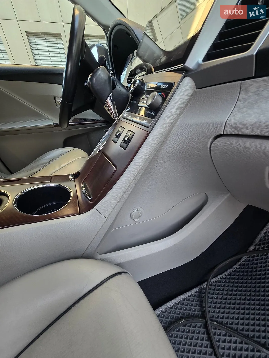 2010 Toyota Venza - мініатюра 20
