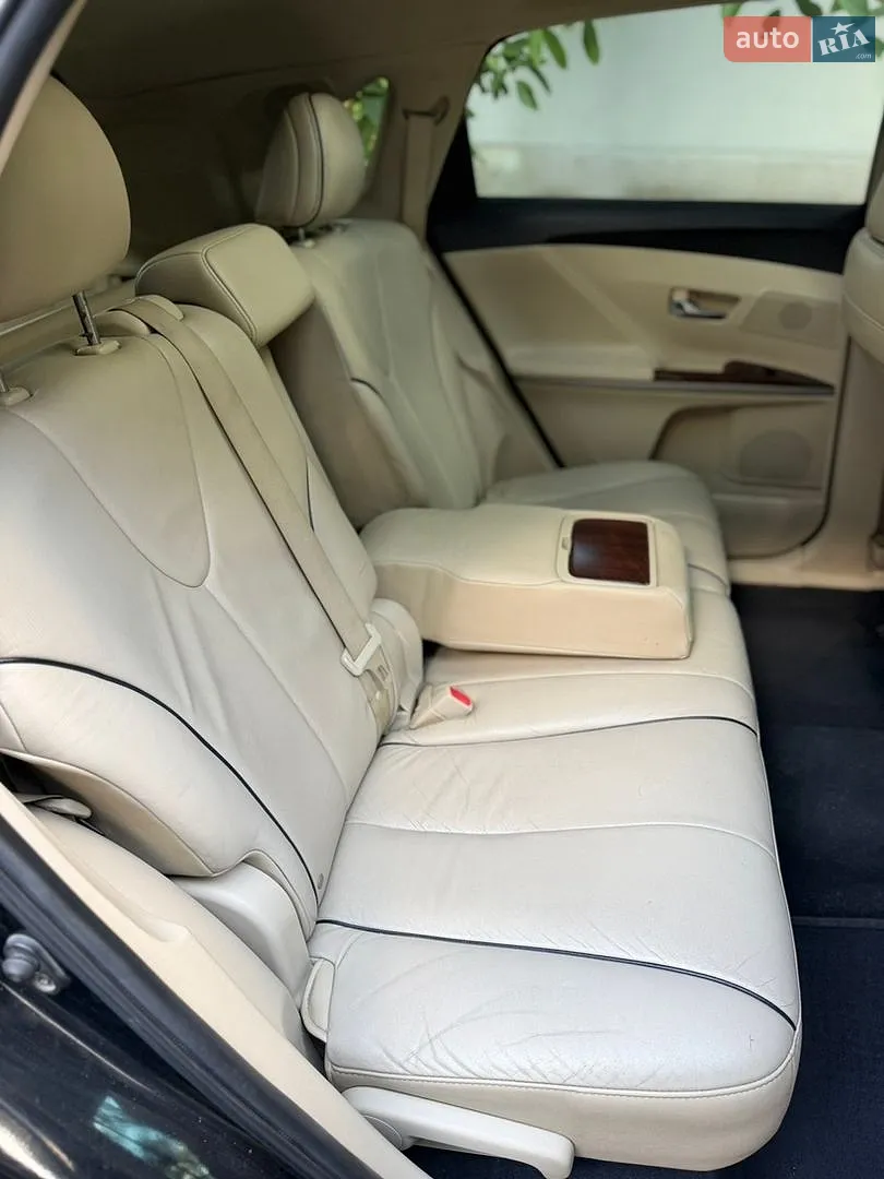 2010 Toyota Venza - мініатюра 18