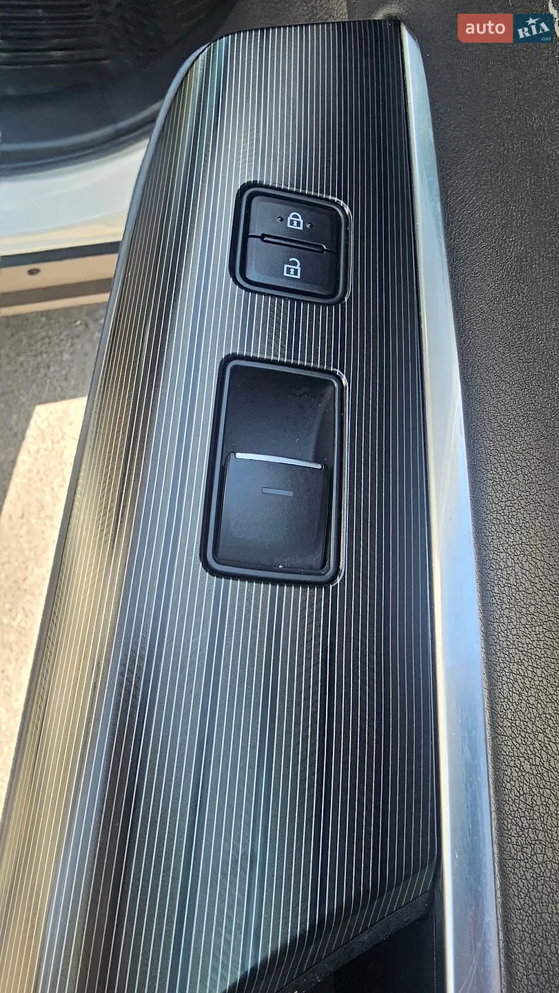 2022 Toyota Venza - мініатюра 25