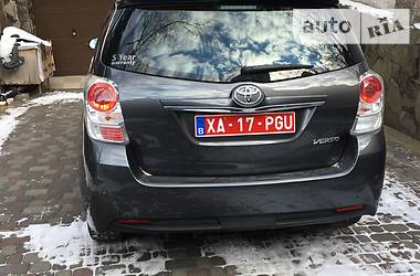 Минивэн Toyota Verso 2013 в Львове