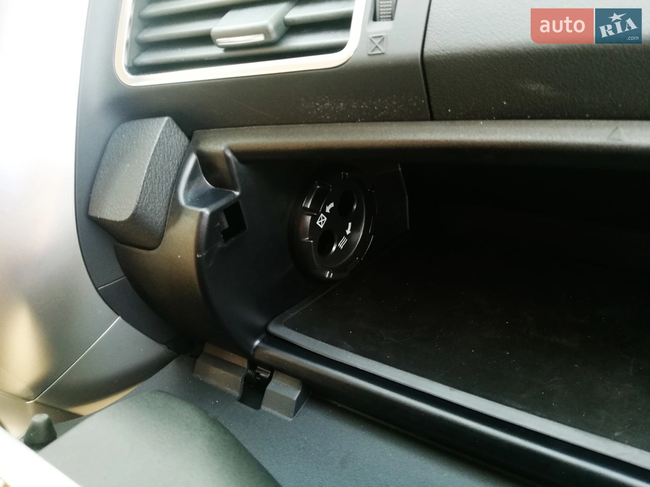 2014 Toyota Verso - мініатюра 17