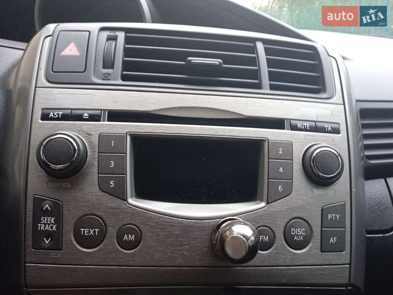 Минивэн Toyota Verso 2010 в Шепетовке