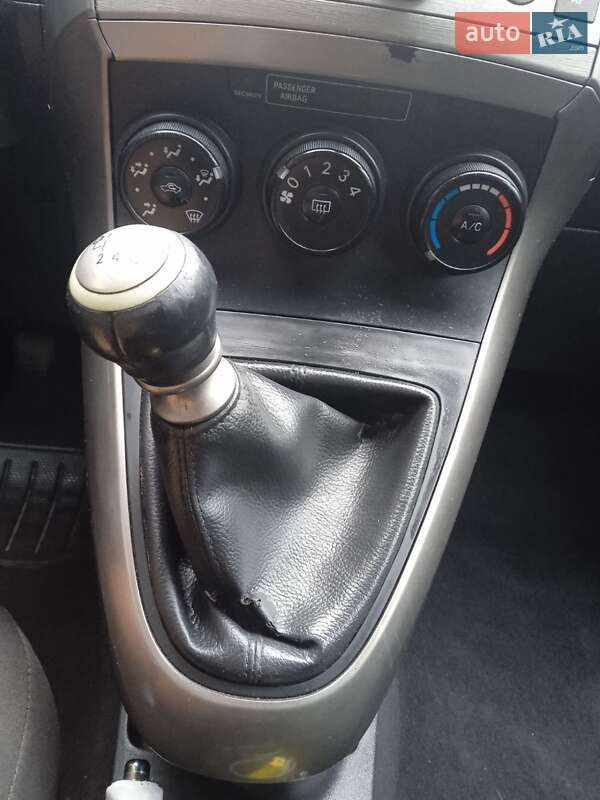 Минивэн Toyota Verso 2010 в Шепетовке