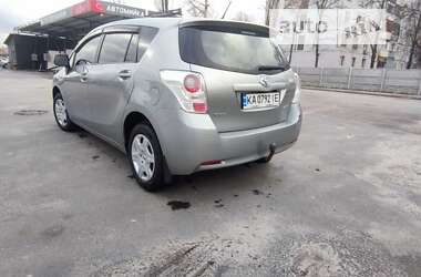 Минивэн Toyota Verso 2011 в Чернигове