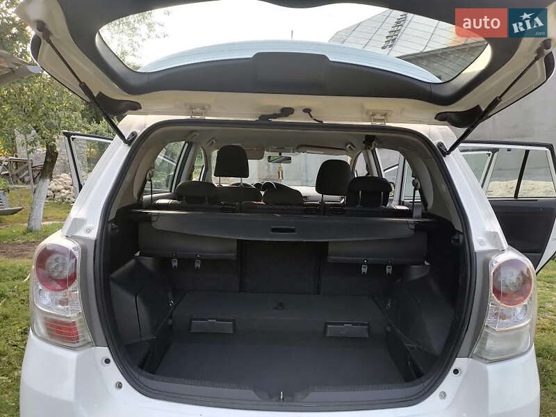 Минивэн Toyota Verso 2010 в Вишневце фото 7 Минивэн Toyota Verso 2010 в Вишневце