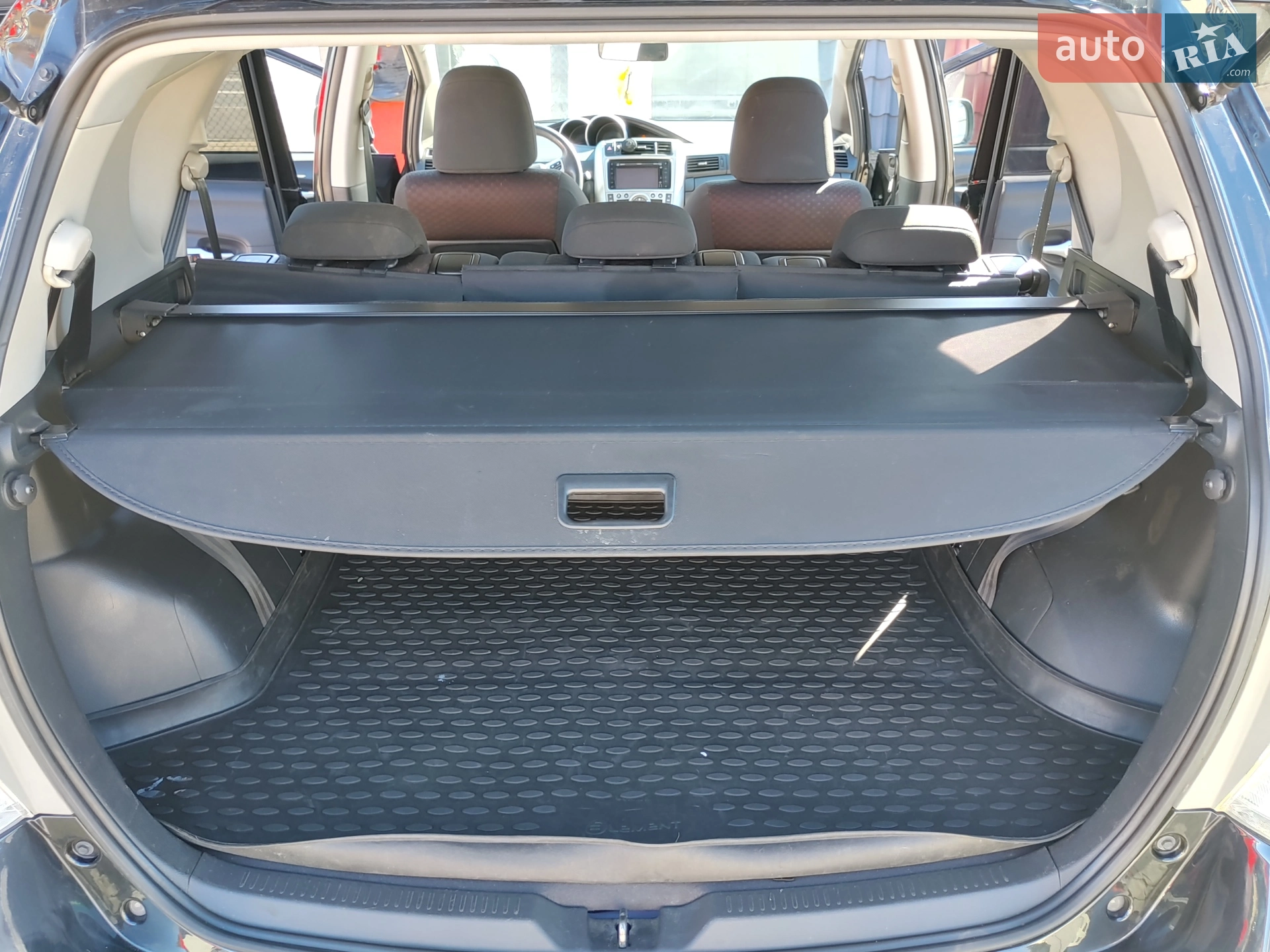 2010 Toyota Verso - мініатюра 12