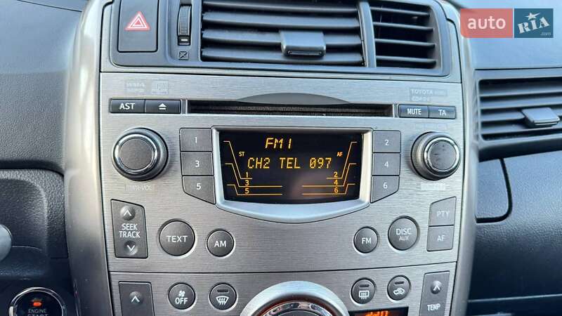 Минивэн Toyota Verso 2009 в Каменец-Подольском фото 52 Минивэн Toyota Verso 2009 в Каменец-Подольском