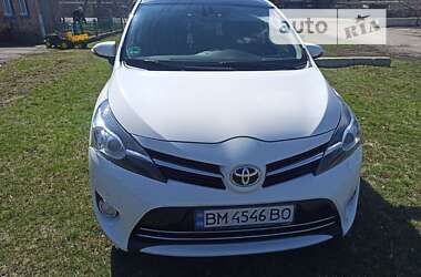 Мінівен Toyota Verso 2014 в Сумах