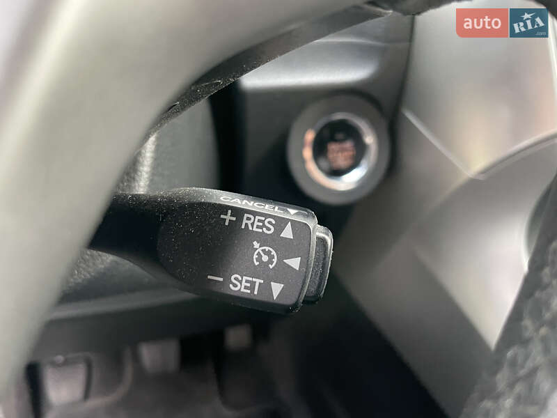 Мінівен Toyota Verso 2010 в Чернігові