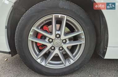Минивэн Toyota Verso 2015 в 