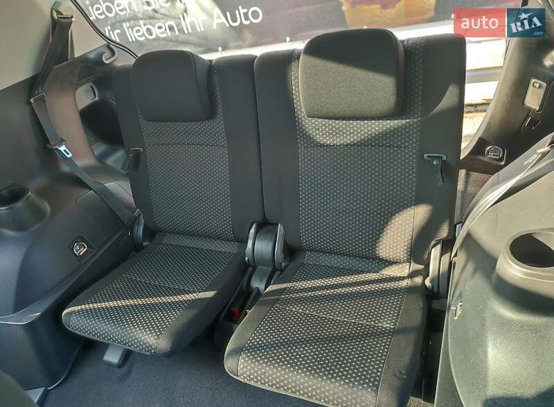 Мінівен Toyota Verso 2009 в Хмельницькому