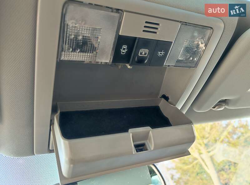 Мінівен Toyota Verso 2009 в Хмельницькому