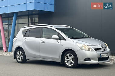 Мінівен Toyota Verso 2011 в Києві