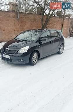 Минивэн Toyota Verso 2010 в Хмельницком